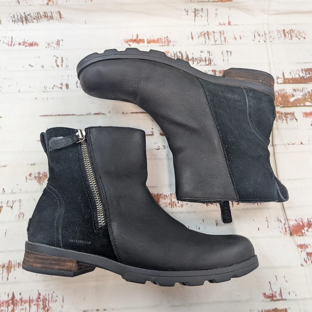 Sorel Leather And Suade Ankle Booties - Picture 5 of 6